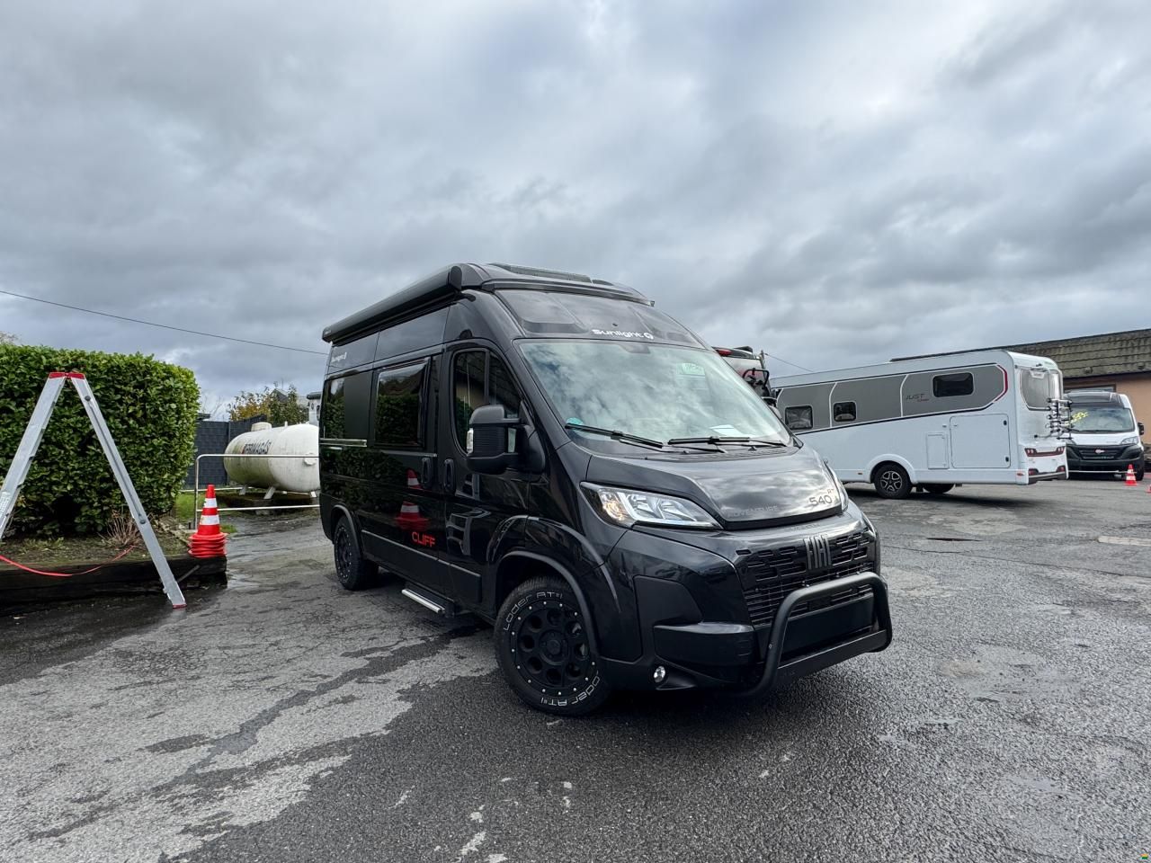 Sunlight Cliff 540 Adventure