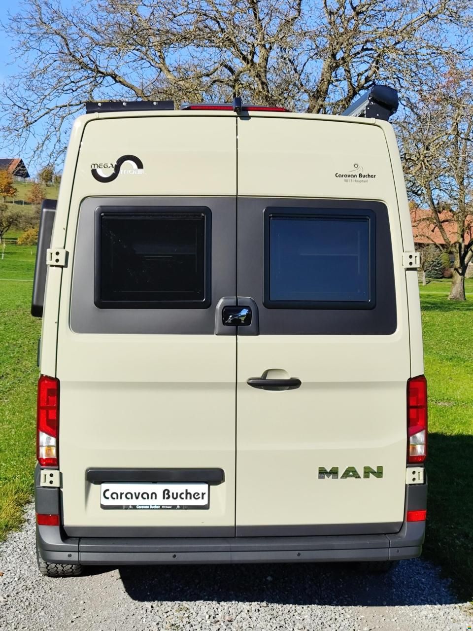 Megamobil Mega Classic 600 S Hubbett MAN 163 PS