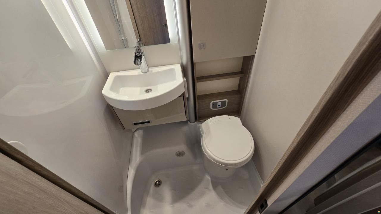 Bürstner Nexxo Van T 590 G