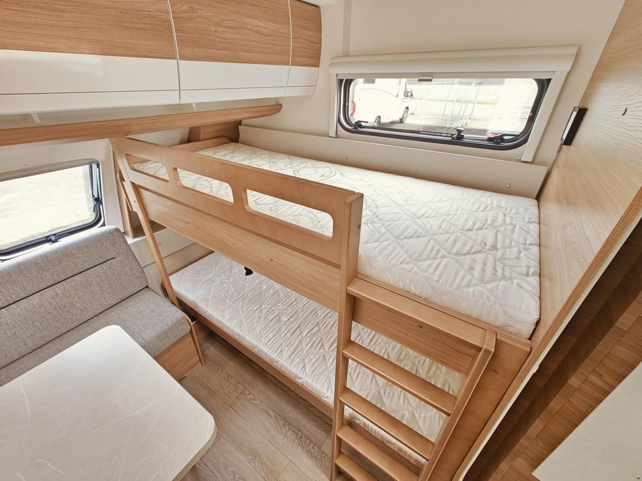 Hobby 515 UHK De Luxe - Etagenbetten -Hubbett