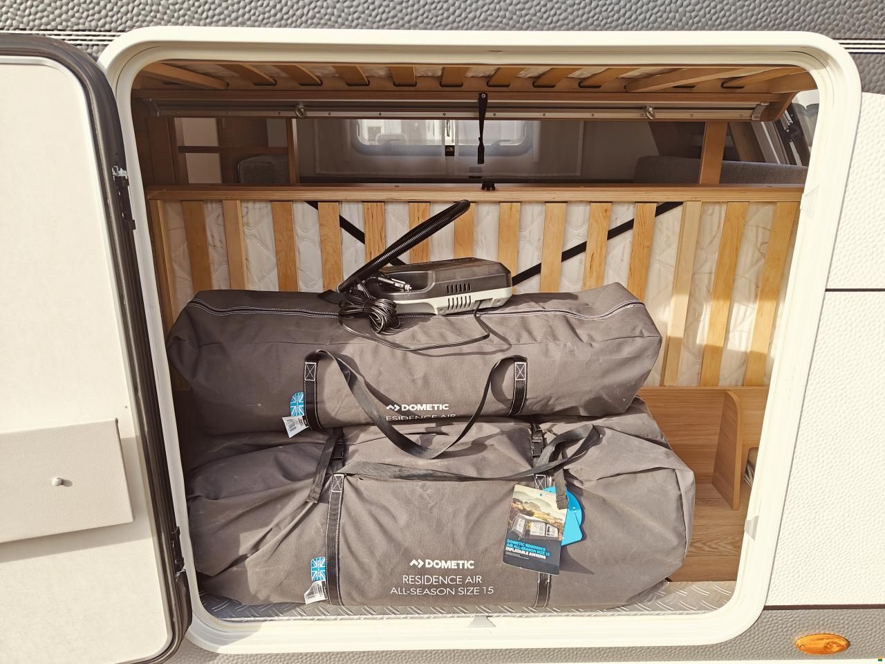 Hobby 515 UHK De Luxe - Etagenbetten -Hubbett