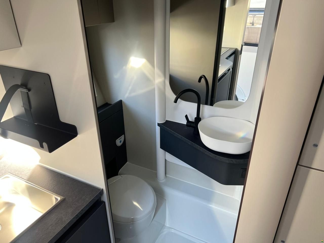 Adria Action 391 LH Sports