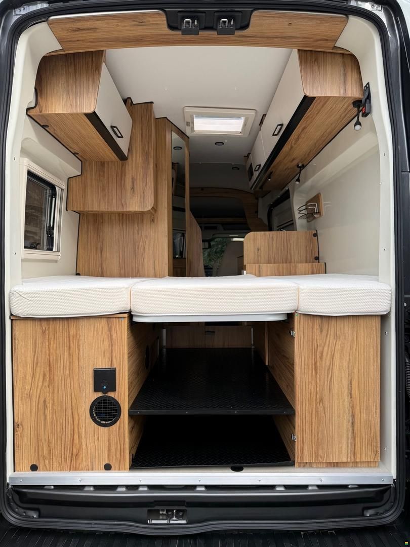 Font Vendôme Forty Van 4x4, Ford 2.0TDCi 170PS