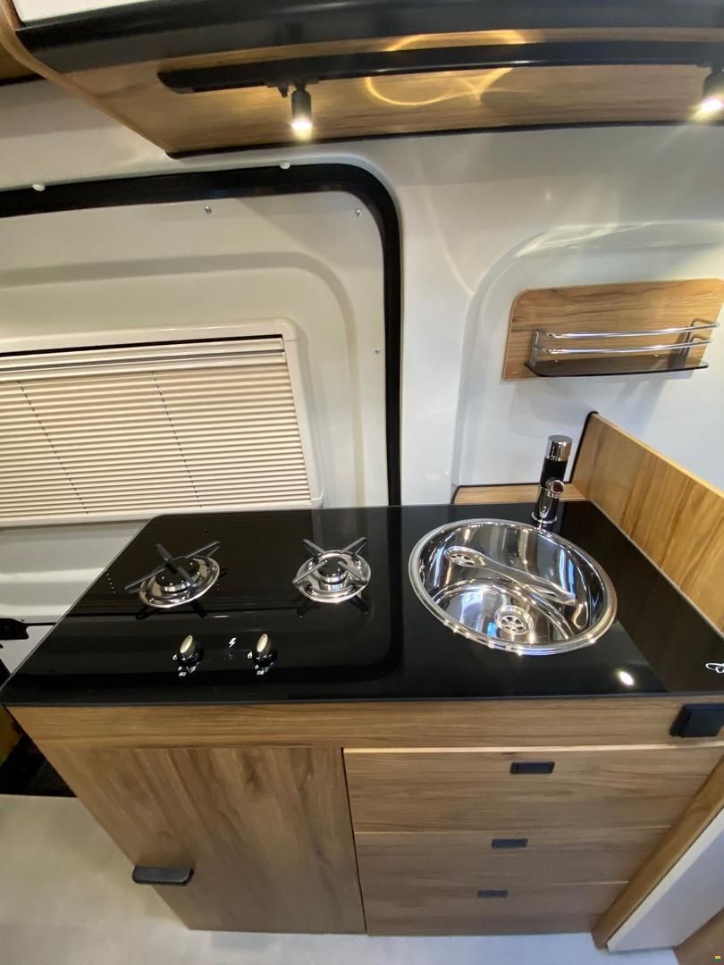 Font Vendôme Forty Van 4x4, Ford 2.0TDCi 170PS