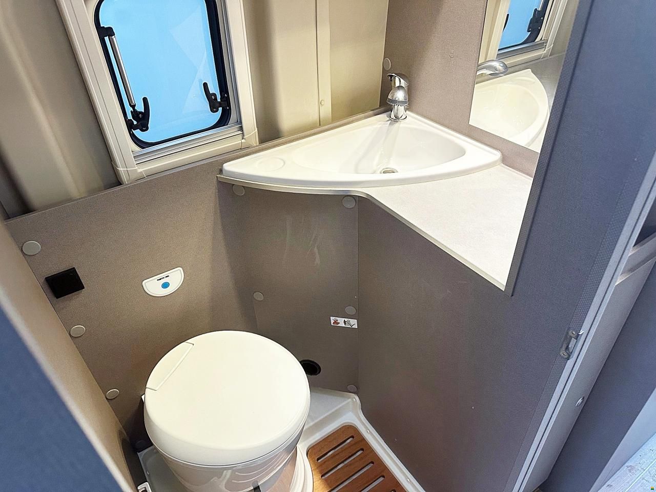 Etrusco CAMPERVAN 640 SB 2.3 AUTOMAT MJ