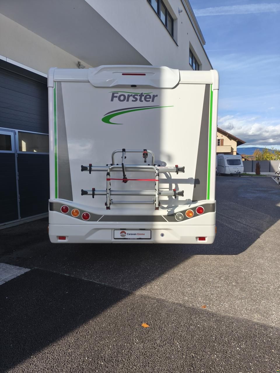 Forster-Reisemobile T 699 EB mit Einzelbett & Hubbett!