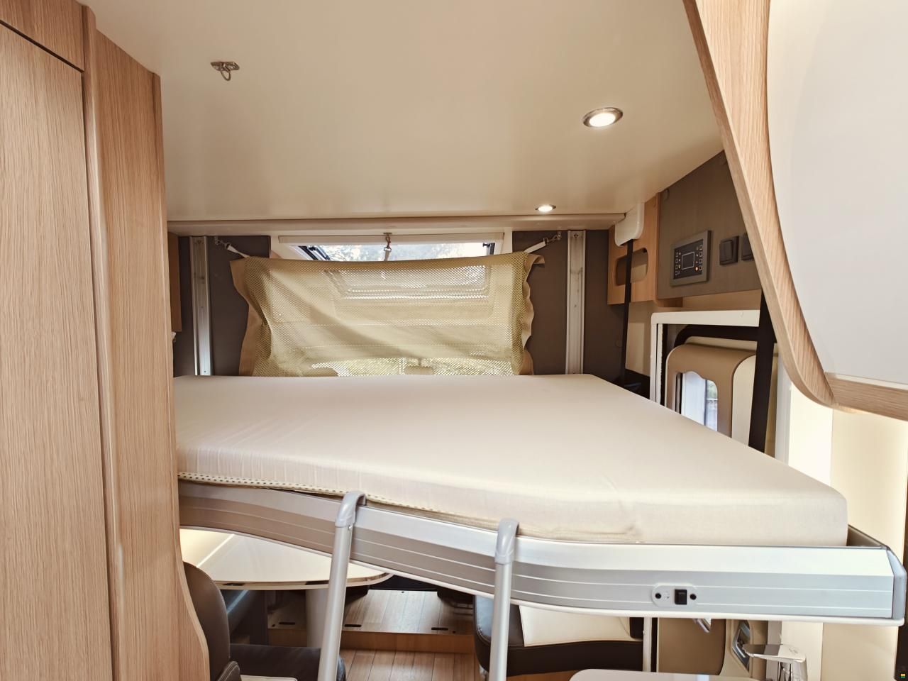 Forster-Reisemobile T 699 EB - 140 - Automat