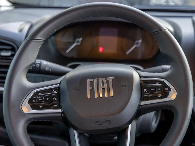 Weinsberg CaraBus 600 MQH Edition [Fire]