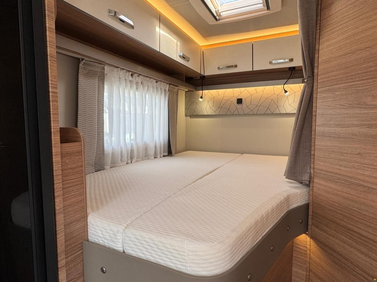 Weinsberg Caraloft 650 MF