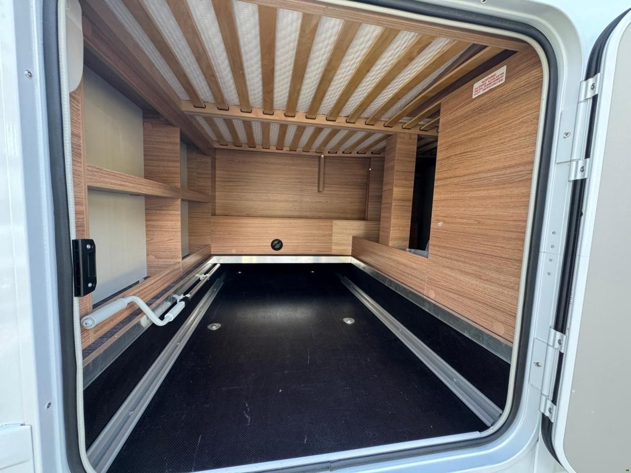 Weinsberg Caraloft 650 MF