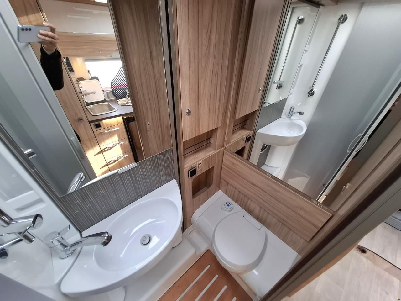 Hymer EXIS i474 - AUTOMAT