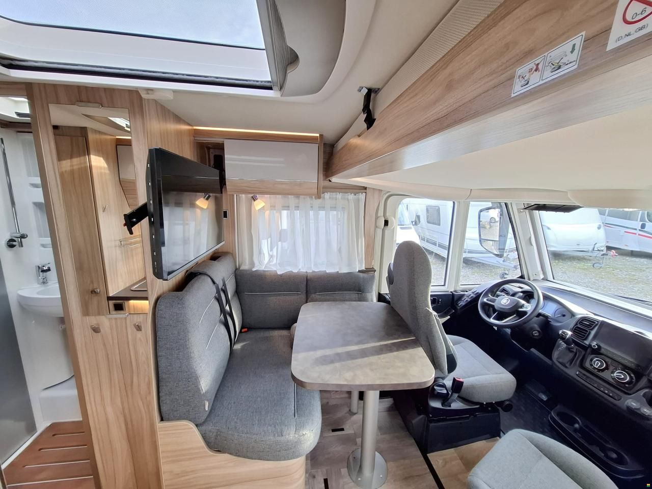 Hymer EXIS i474 - AUTOMAT