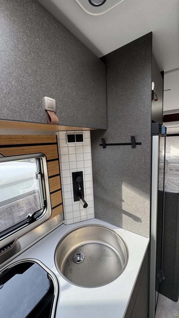 Hymer ML-T CrossOver 570