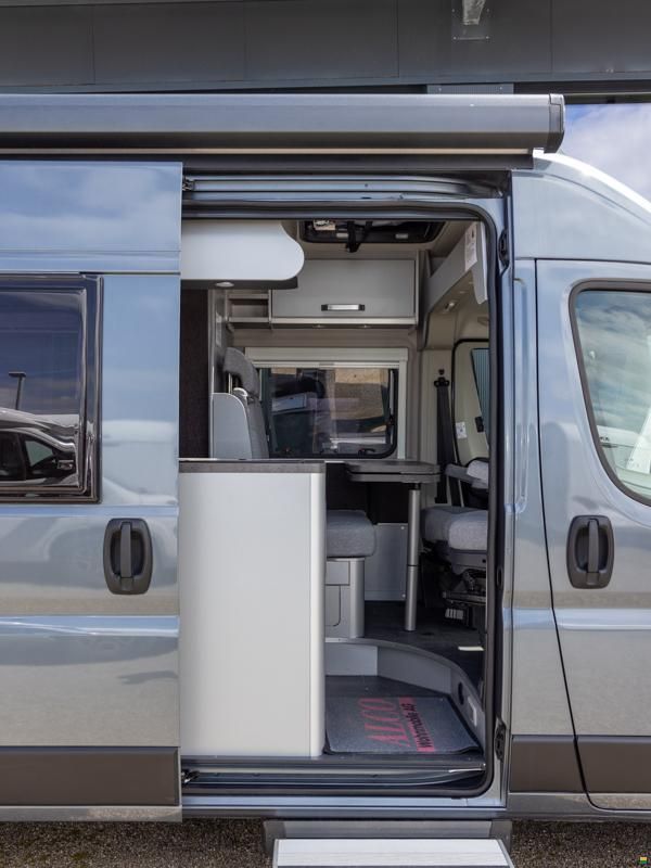 Weinsberg CaraTour 600 ME / Aufstelldach