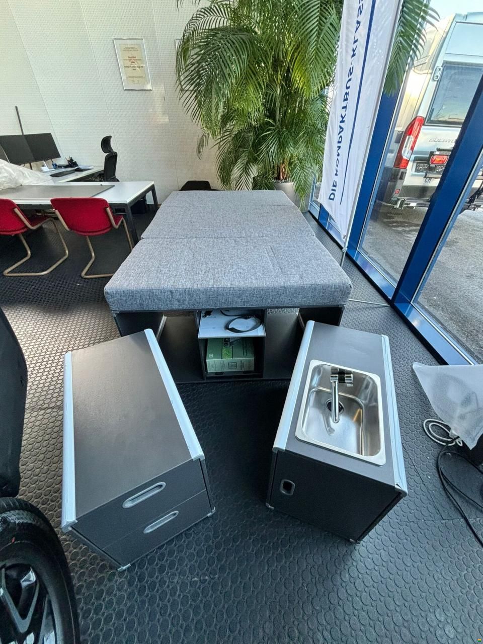 Pössl Vanster Citroen 180 PS