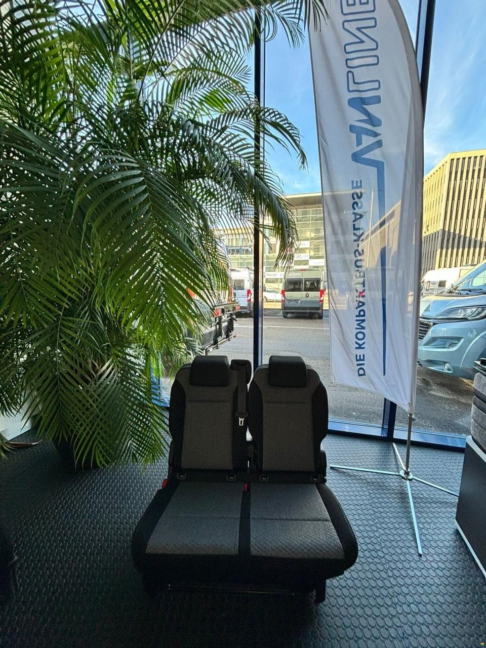 Pössl Vanster Citroen 180 PS