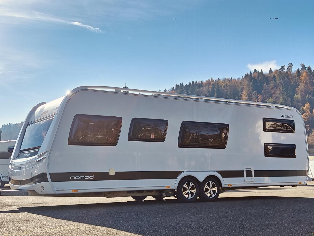 Dethleffs NOMAD 740 RFK Doppelbett & Stockbetten