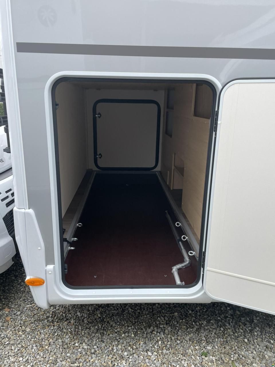 Sunlight Adventure T Ford 670S