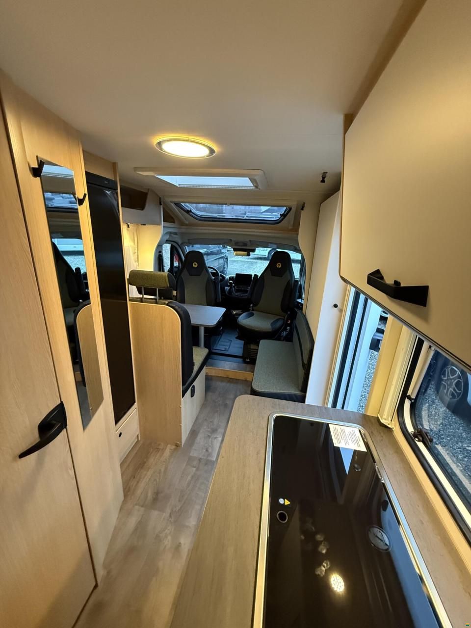 Sunlight Adventure V 67S