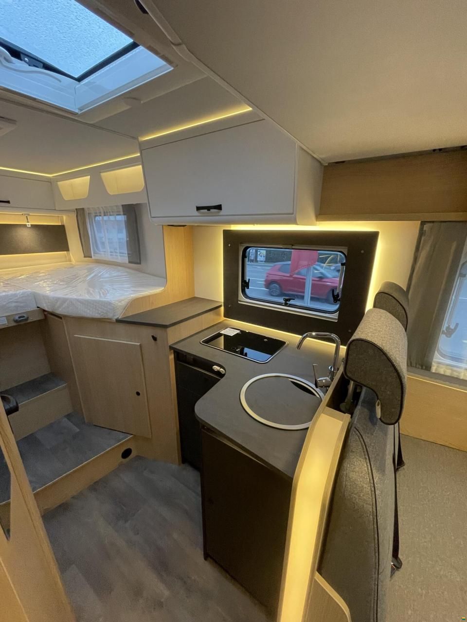 Sunlight Adventure T 67S