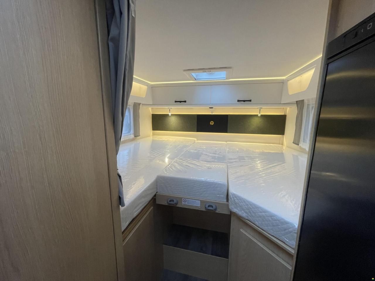 Sunlight Adventure T 66S