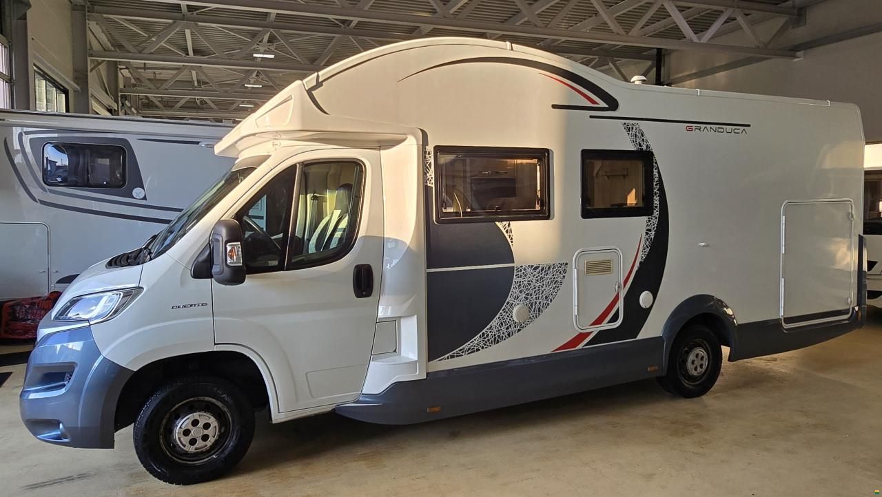 Roller Team Granduca 299TL *5Plätzer*