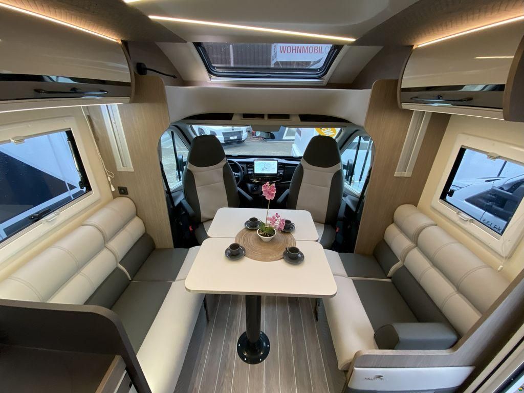 Roller Team Zefiro 267 TL, Ford 165PS Automat