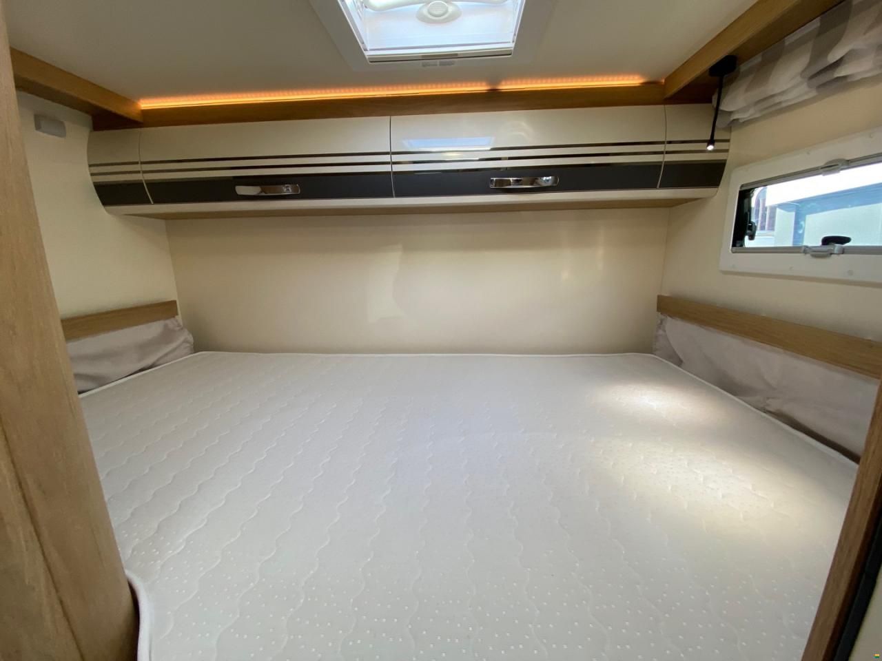 Roller Team Kronos 294 TL, Ford 2.0TDCi 170PS