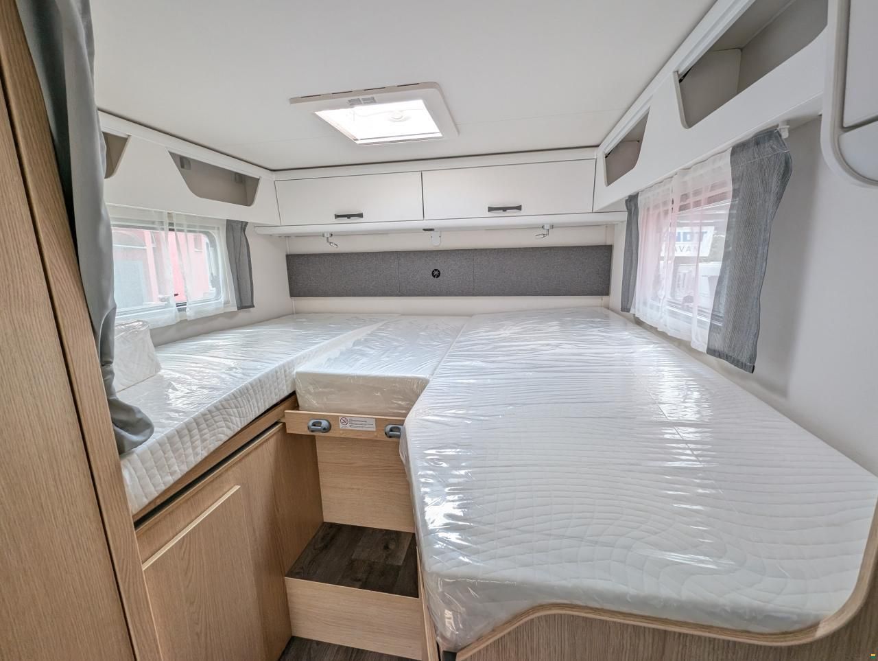 Sunlight I 67S Adventure