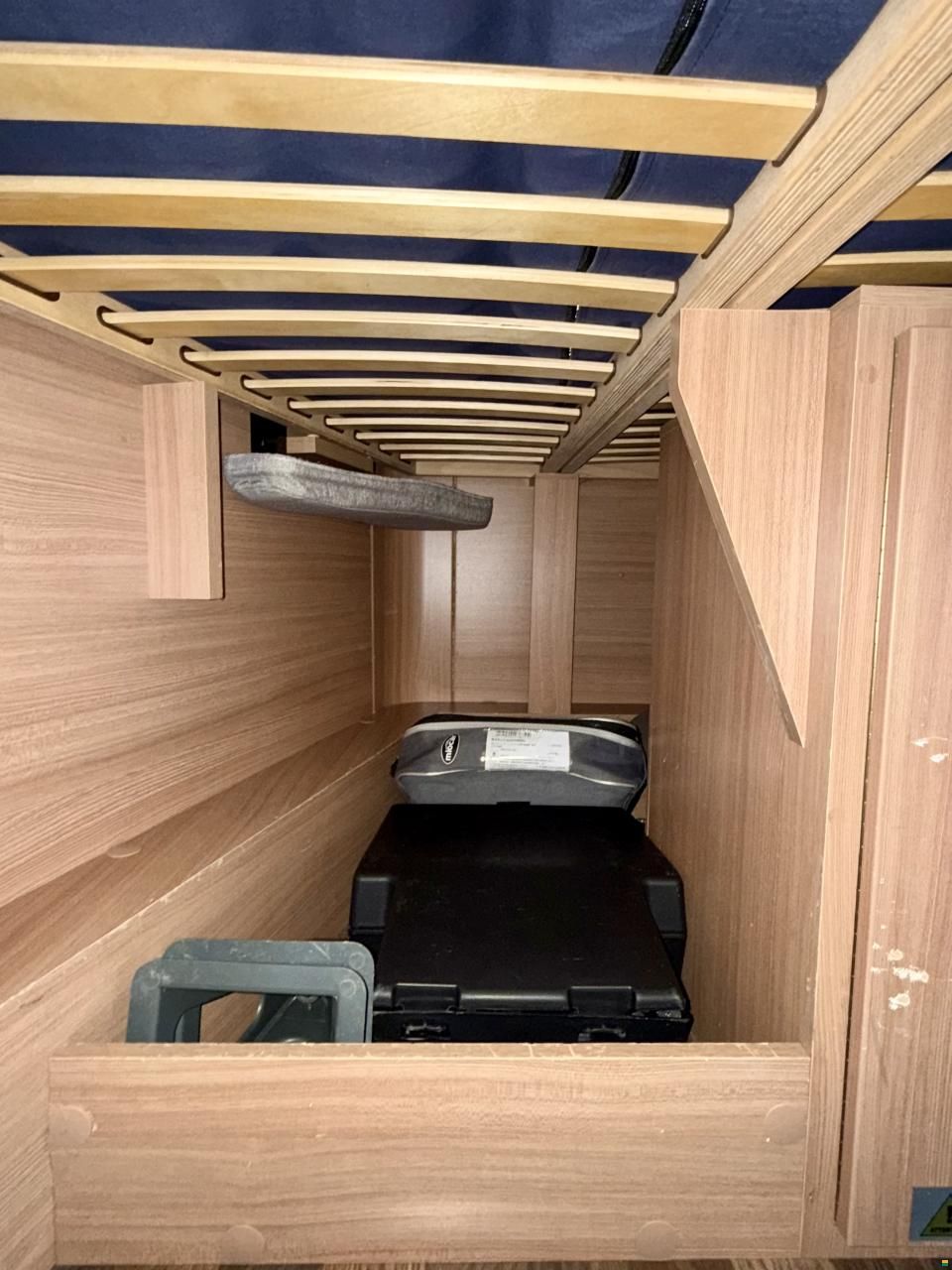 Knaus Sky Wave 650 MF - Hubbett