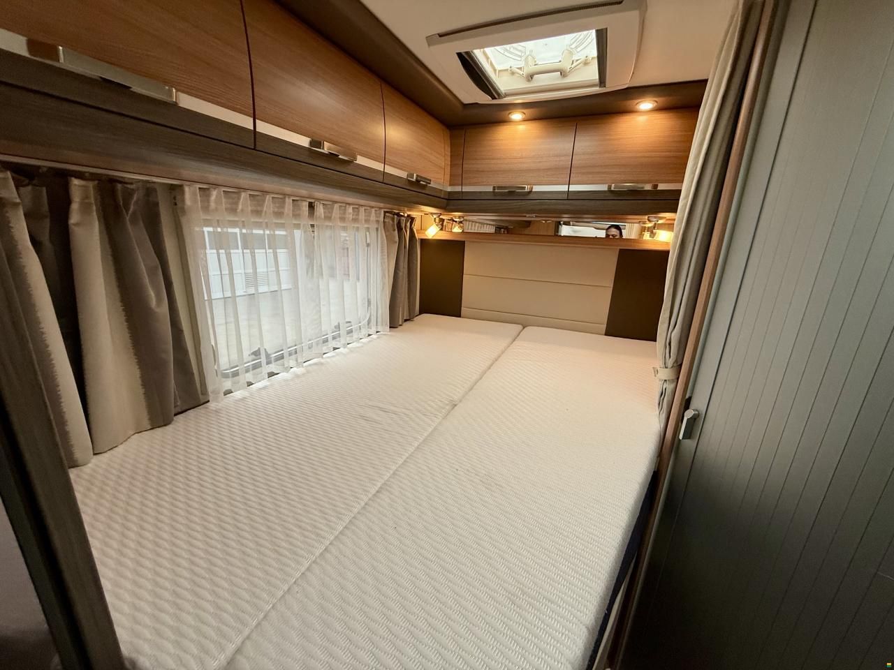 Knaus Sky Wave 650 MF - Hubbett