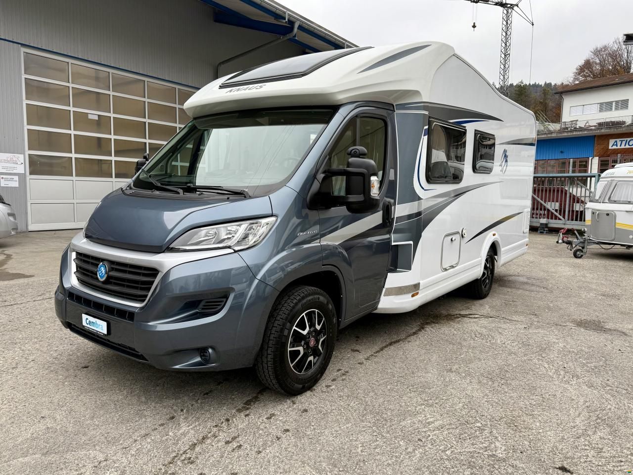 Knaus Sky Wave 650 MF - Hubbett