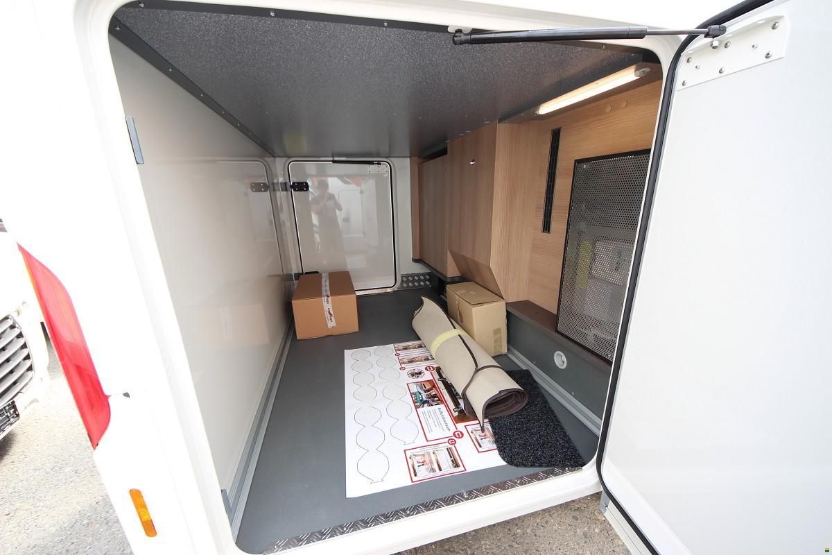 Carthago c-tourer I 143 LE MB