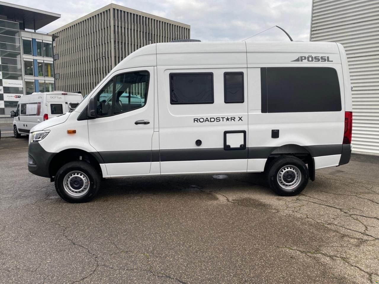 P&ouml;ssl Roadstar X 1st Serie