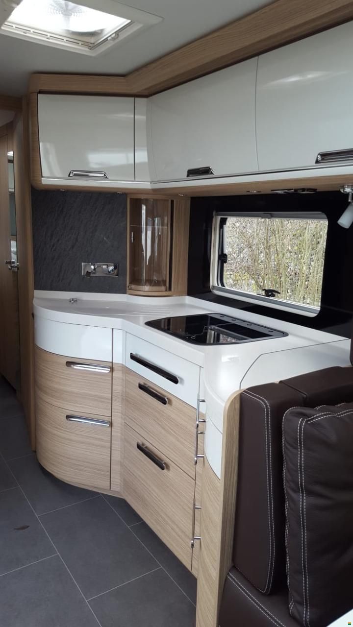 Niesmann-Bischoff Flair 920 EK