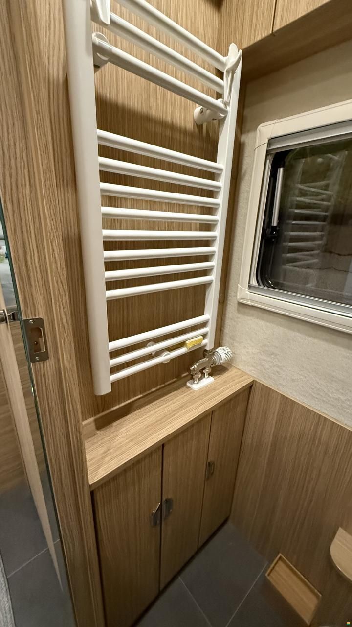 Niesmann-Bischoff Flair 920 EK