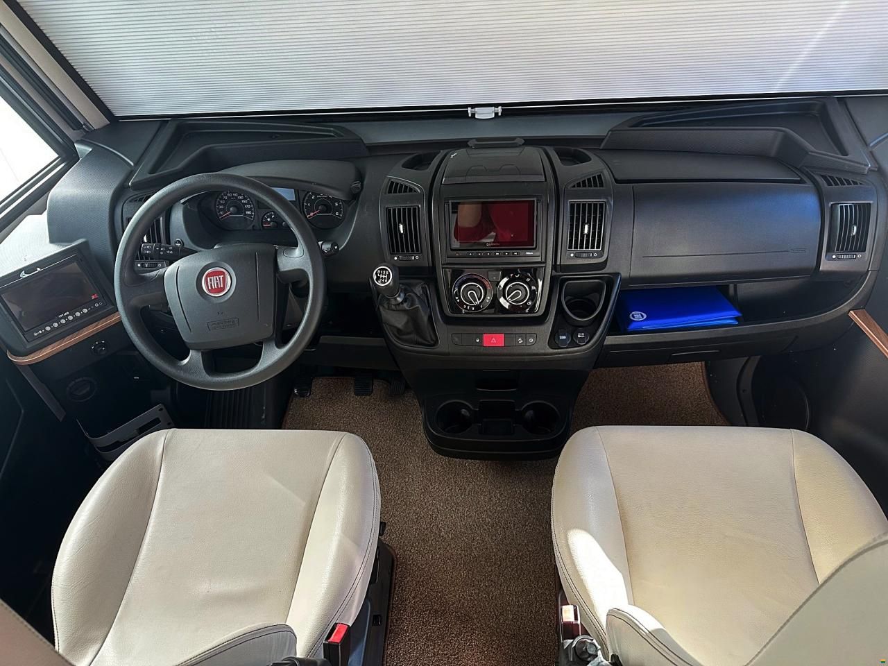 Pilote GALAXY G 650 GJ ESSENTIEL 2.3 MJ150