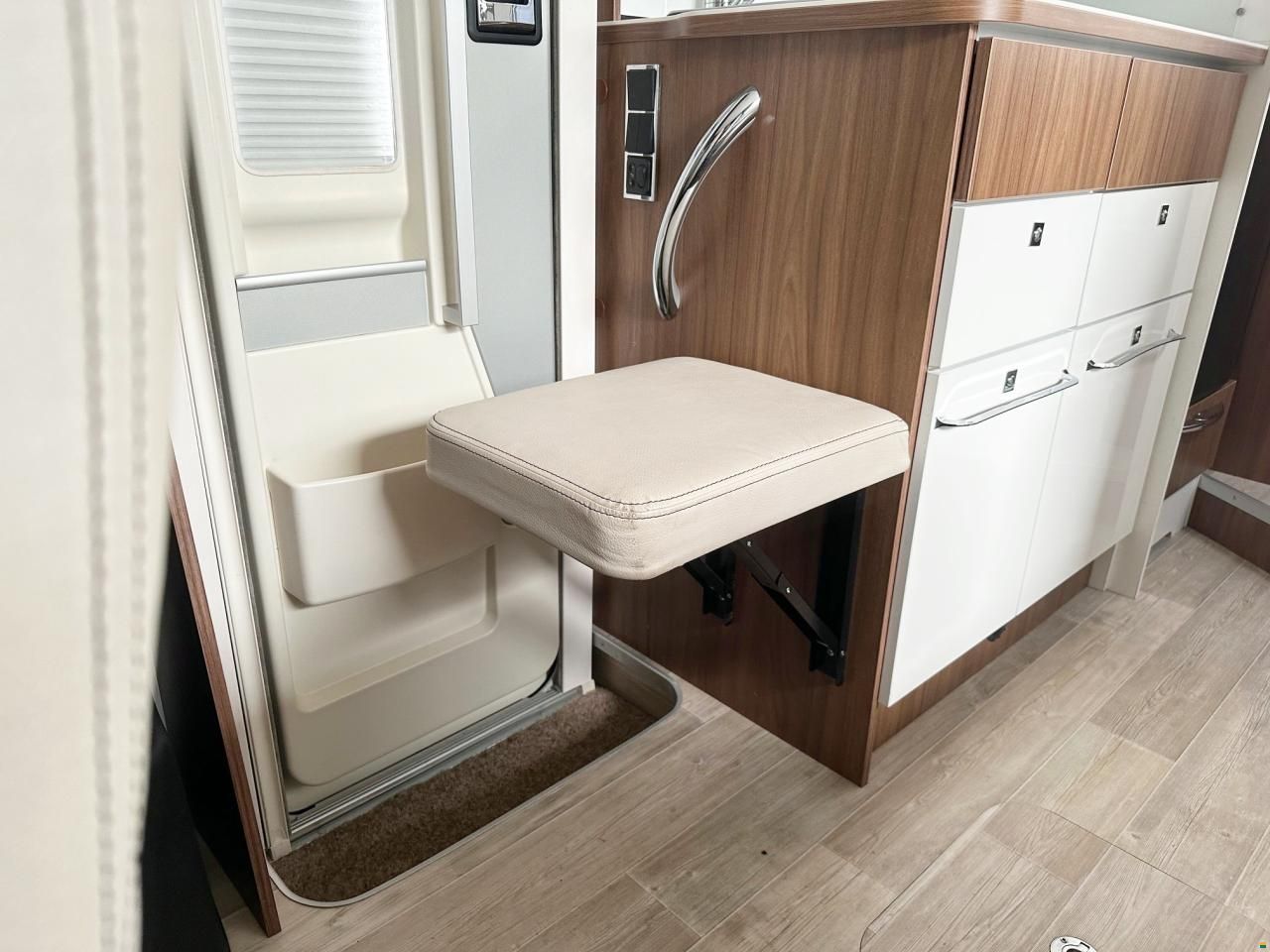 Pilote GALAXY G 650 GJ ESSENTIEL 2.3 MJ150