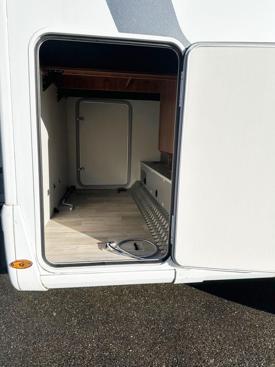 Pilote GALAXY G 650 GJ ESSENTIEL 2.3 MJ150