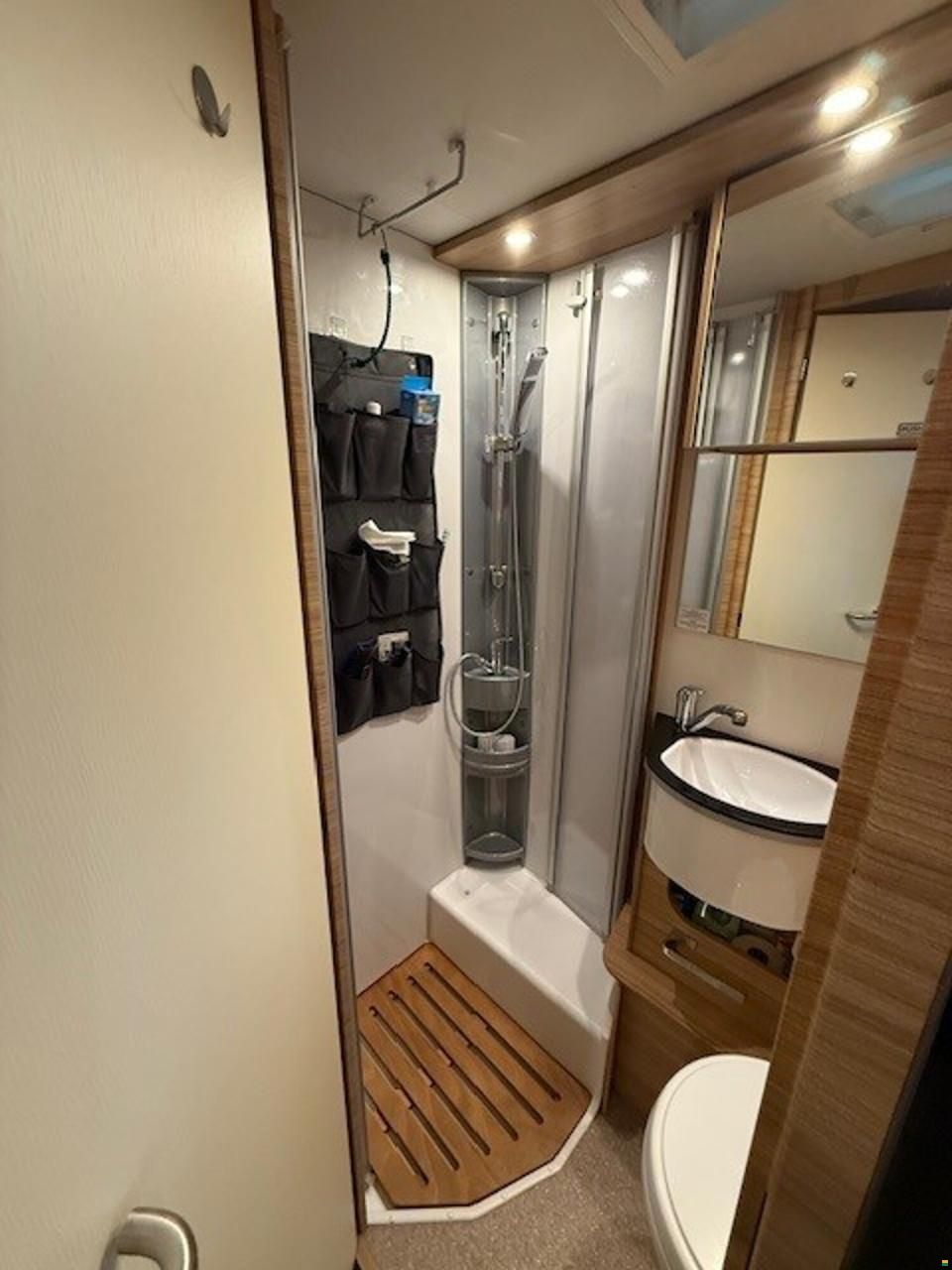 Dethleffs Globebus I 6