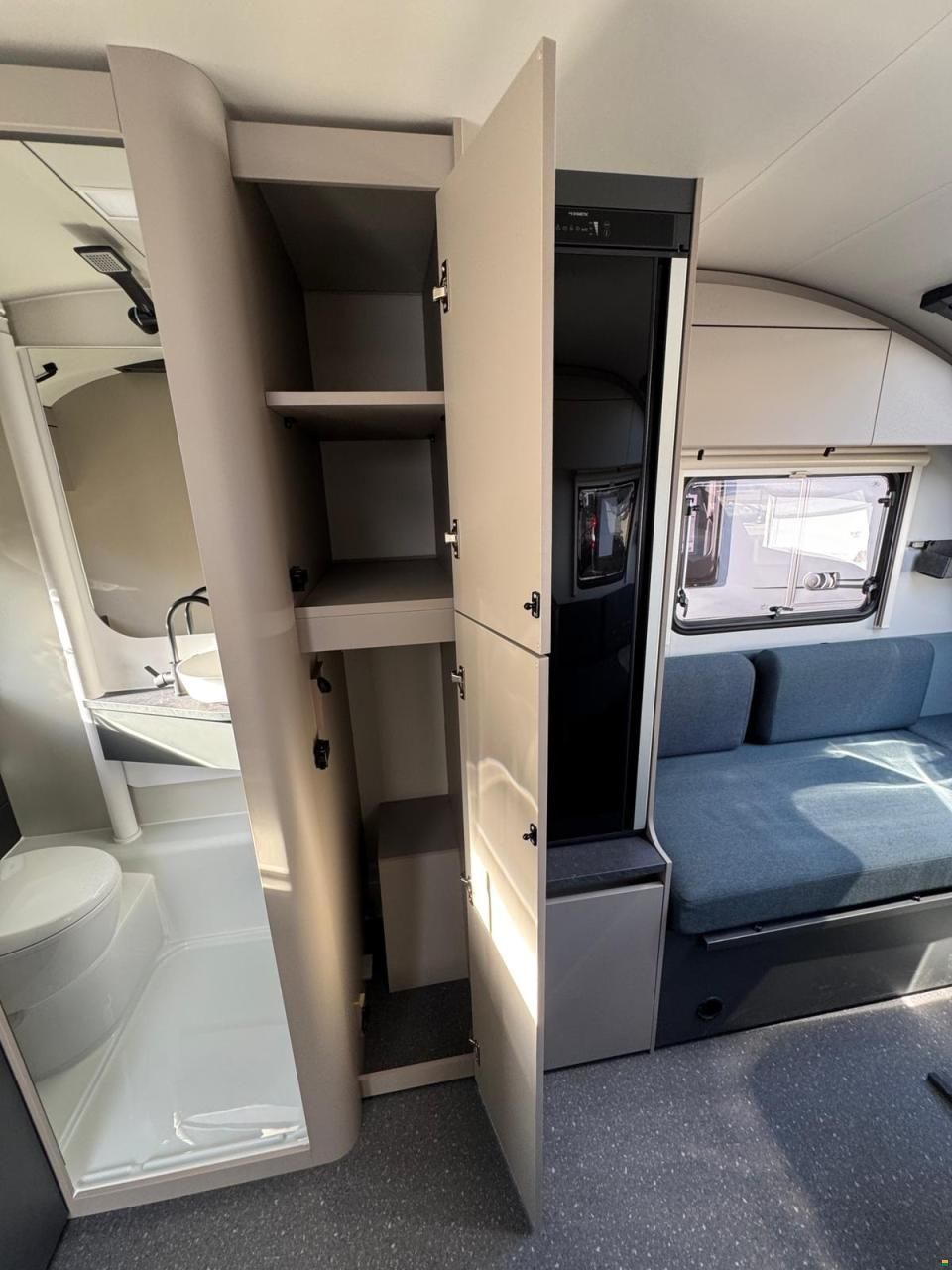 Adria Action Sports 391 LH