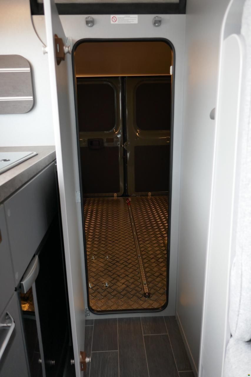 Weinsberg CaraBus Grey 630 MEG OUTLAW Edition FIRE