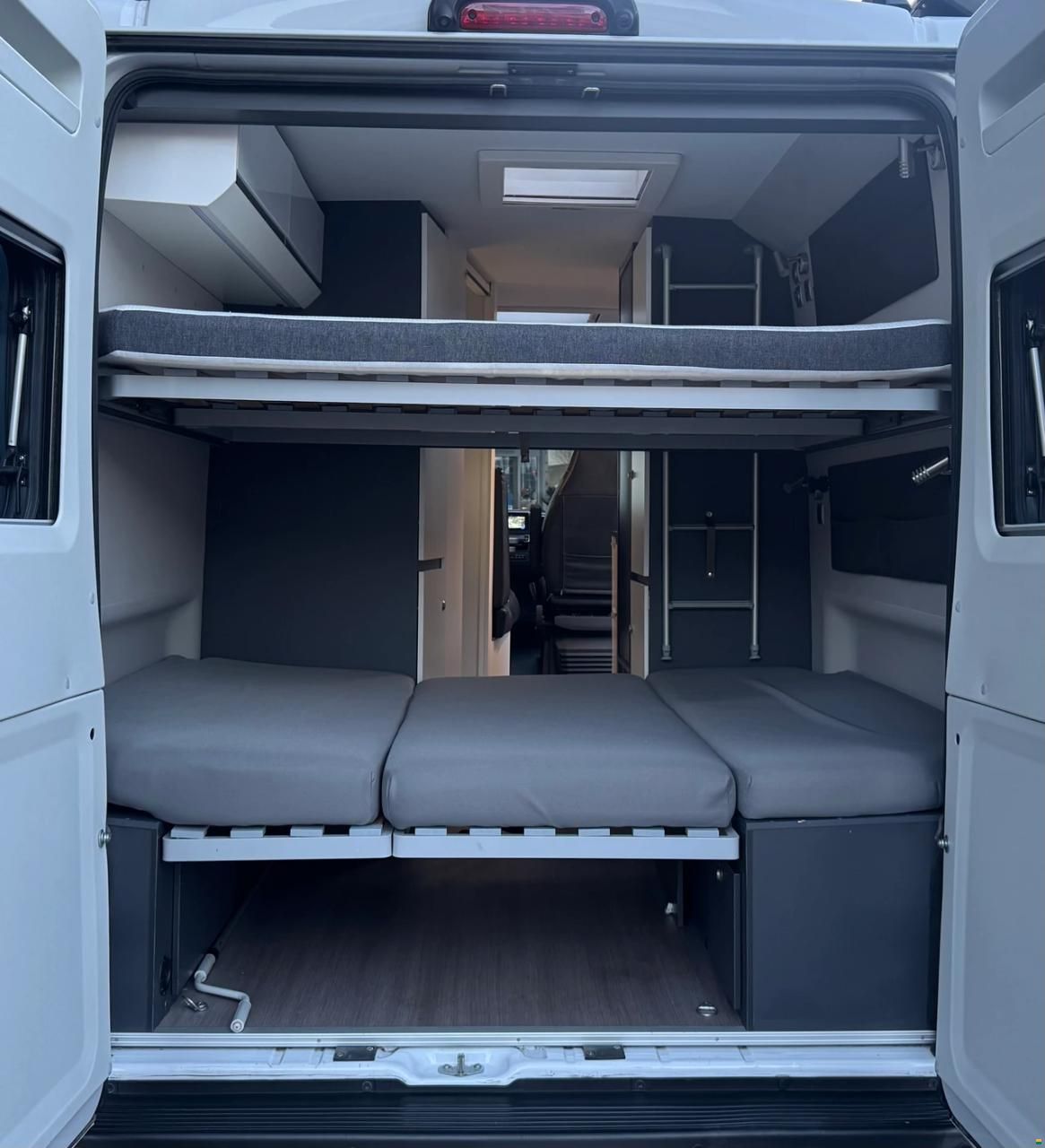 Adria Twin 640 SPB Family Supreme