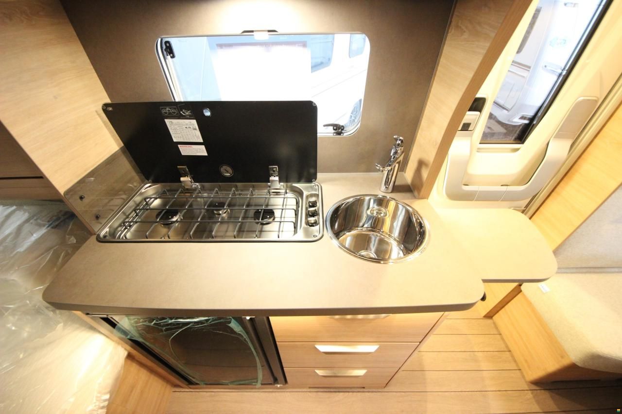 Knaus SÜDWIND 460 EU BLACK SEL. (2026)