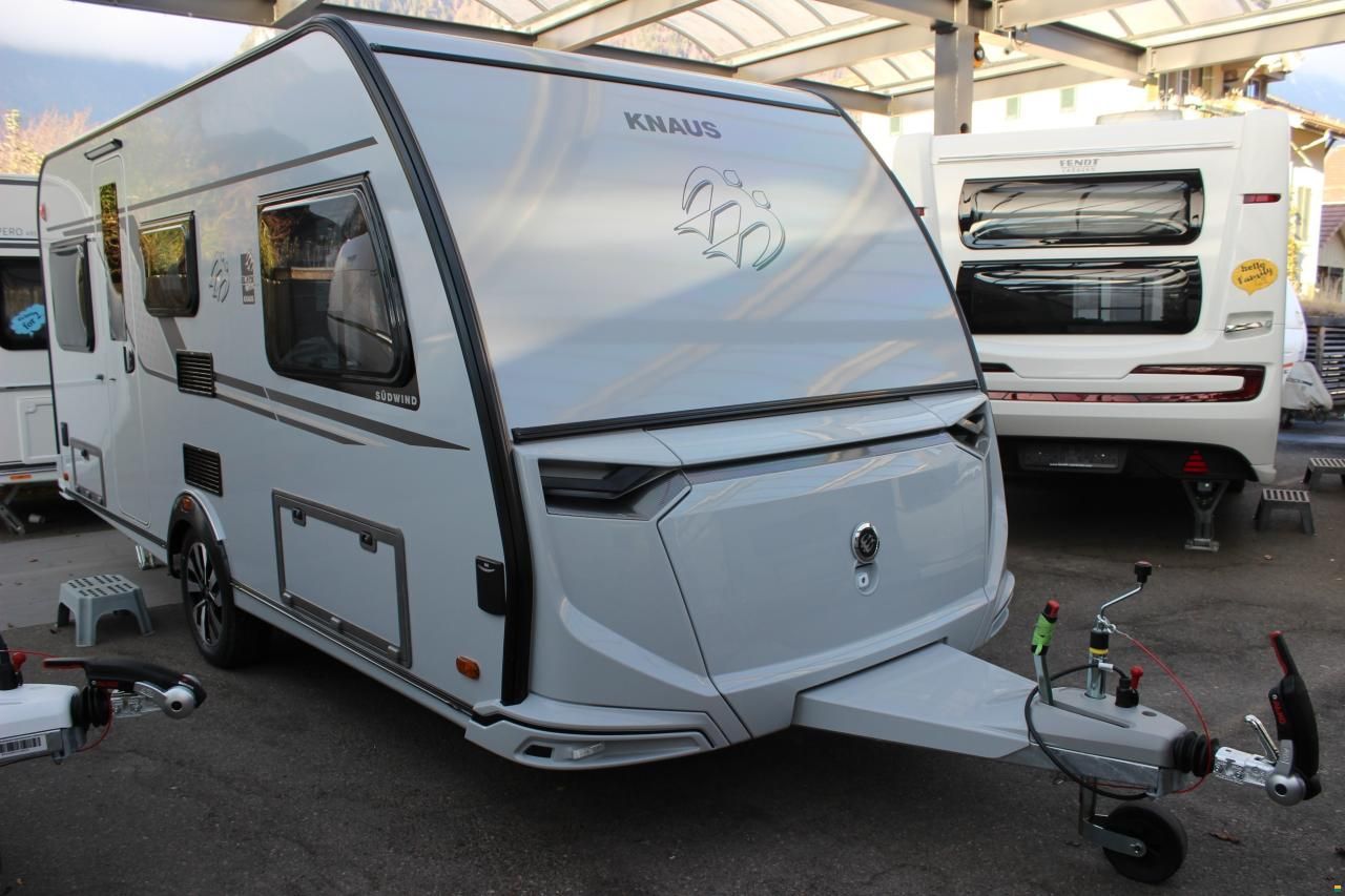 Knaus SÜDWIND 460 EU BLACK SEL. (2026)