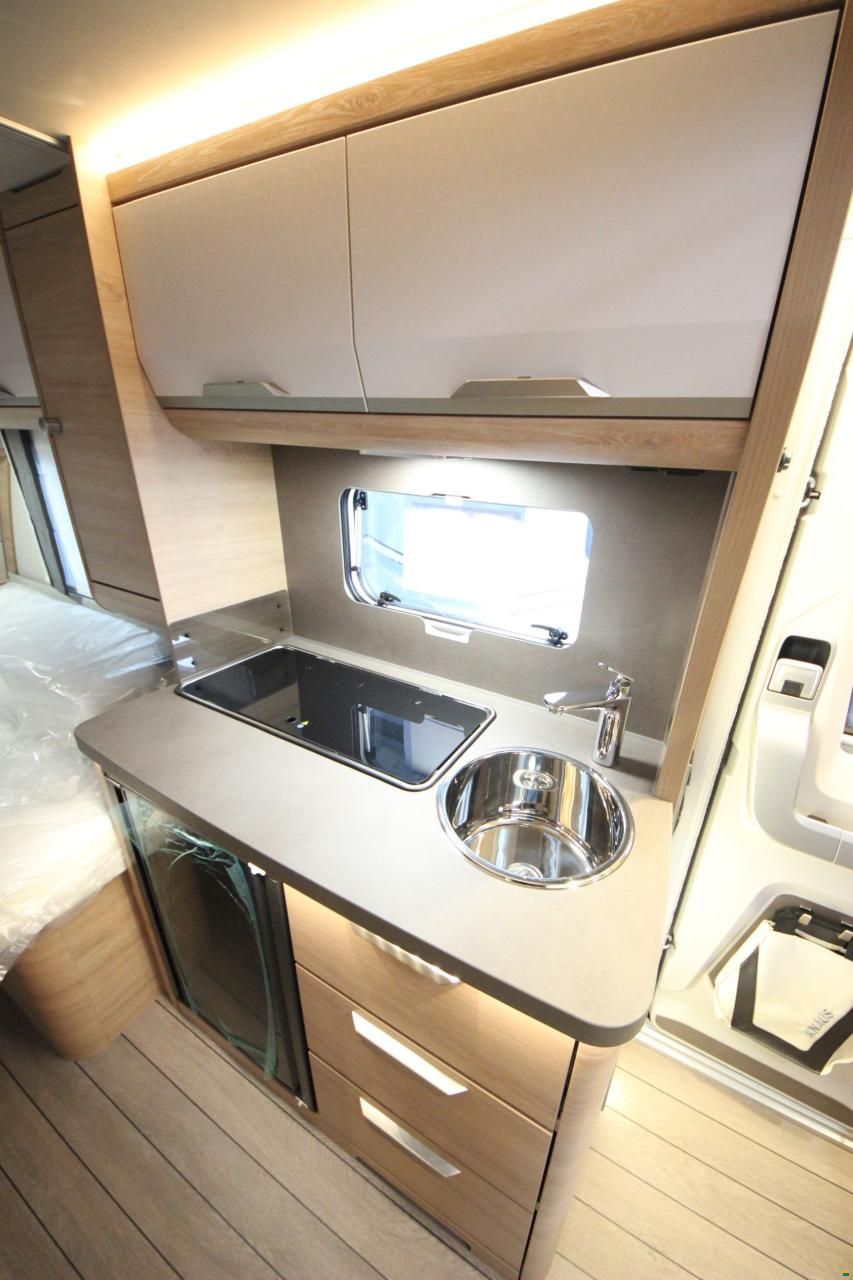 Knaus SÜDWIND 460 EU BLACK SEL. (2026)