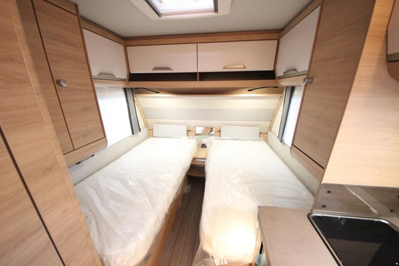 Knaus SÜDWIND 460 EU BLACK SEL. (2026)