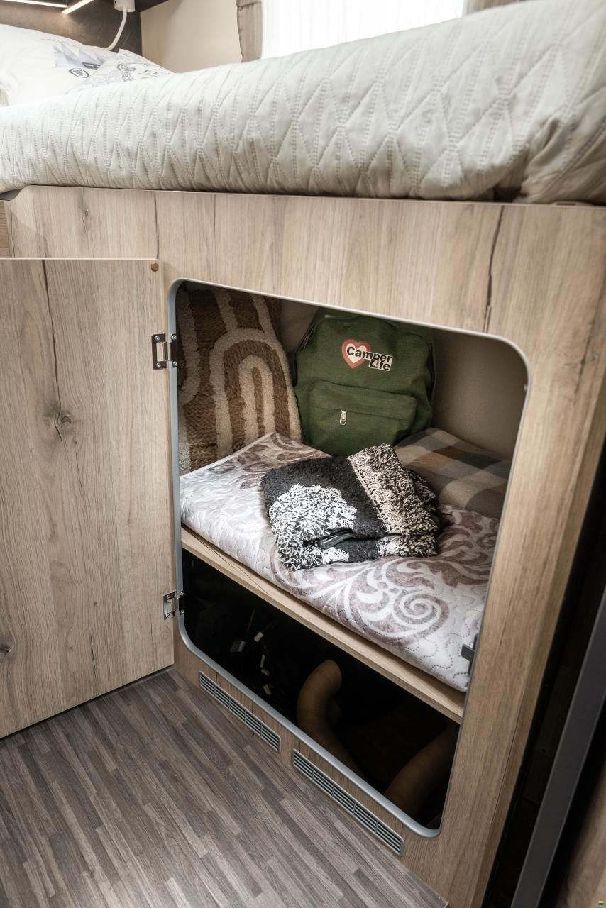 Elnagh T-Loft 529 / 2026