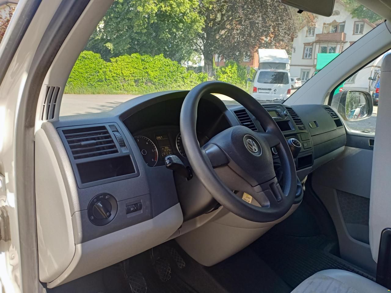 Volkswagen VW T5.1 2.0 TDI 140PS 4X4 SPORT CAMPER