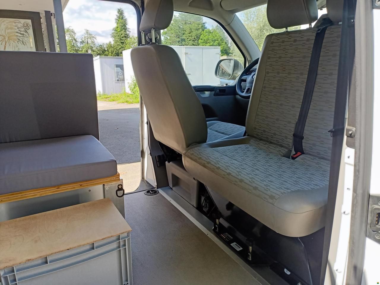 Volkswagen VW T5.1 2.0 TDI 140PS 4X4 SPORT CAMPER